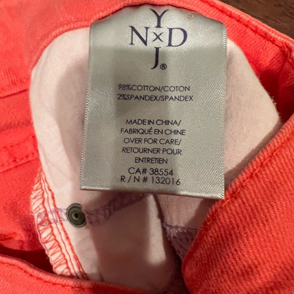 NYDJ Pull on slimming jeans - Picture 4 of 5